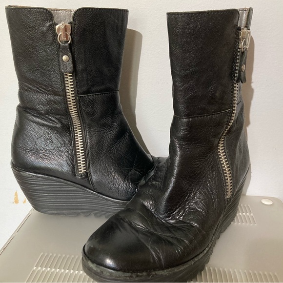 Fly London Black Leather Wedge Women’s Ankle Boots 39 - Picture 1 of 10